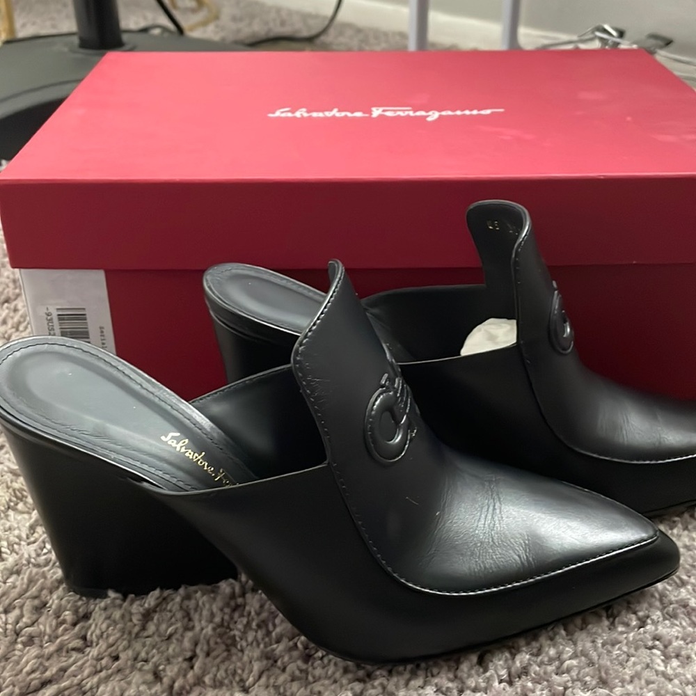 Ferragamo Malfa Mules